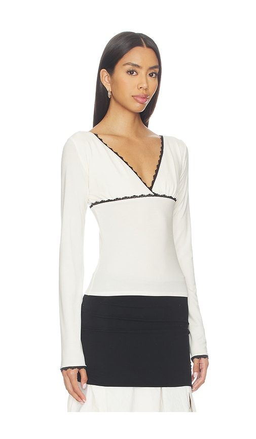 Axel Top in Cream. - size M (also in S) - The Line by K - Modalova