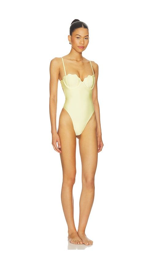 Emeline One Piece in Yellow. - size L (also in M, S) - Tularosa - Modalova