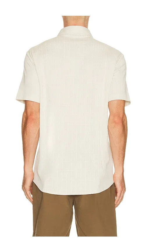 Cabana Jacquard Shirt in Beige. - size L (also in M, S, XL/1X) - TravisMathew - Modalova
