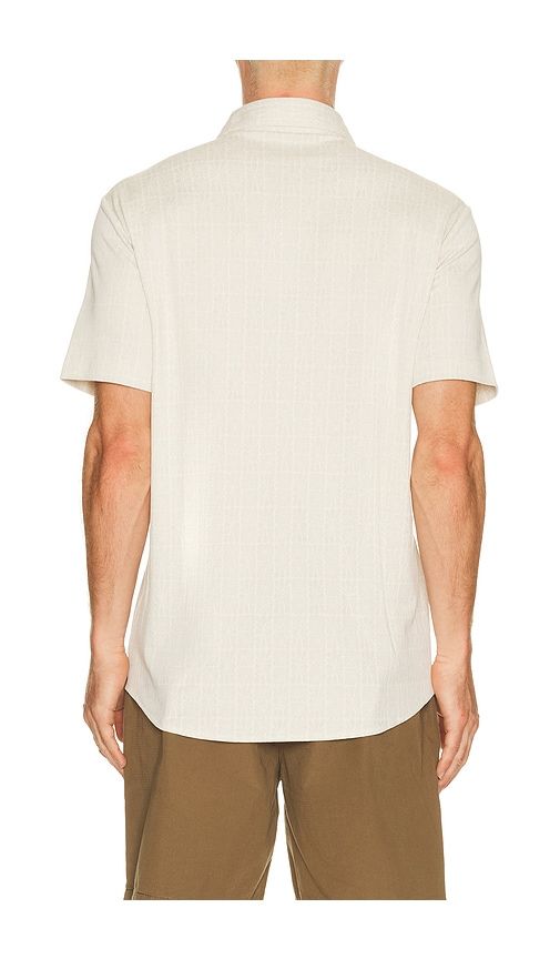 Cabana Jacquard Shirt in Beige. - size S (also in M, L, XL/1X) - TravisMathew - Modalova