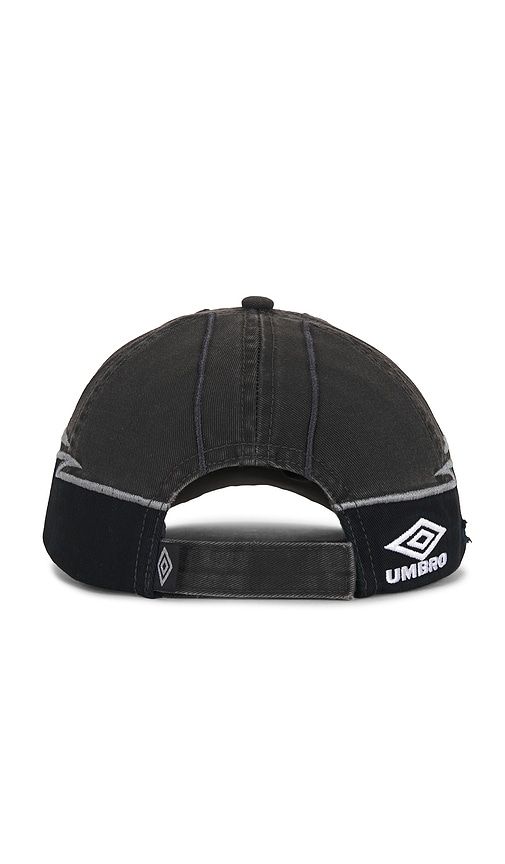UMBRO Goalkeeper Cap in Grey - UMBRO - Modalova