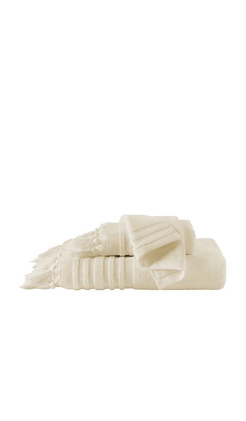 UGG Home Ava Bath Towel in Cream - UGG Home - Modalova