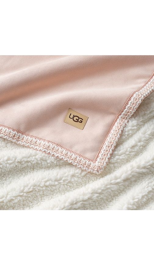 Kirkwood Uggbraid Throw Blanket in Pink - UGG Home - Modalova