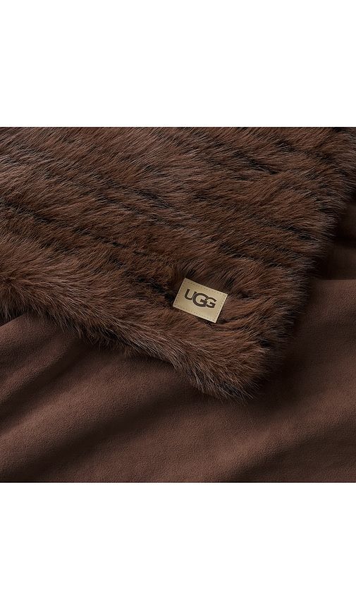 UGG Home Petra Throw in Brown - UGG Home - Modalova