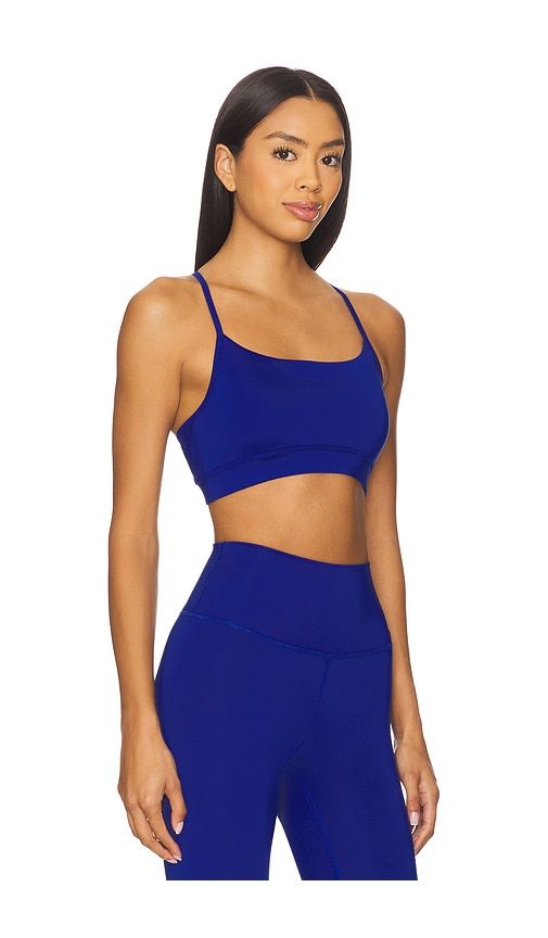 Assure Cerys Sports Bra in Blue. - size S (also in XS) - Varley - Modalova