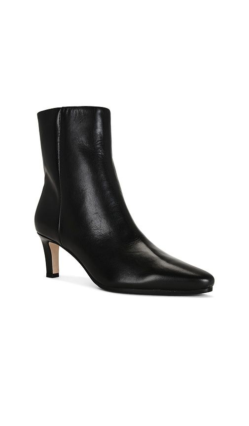 Agnes Boot in . - size 10 (also in 6, 6.5, 7, 7.5, 8, 8.5, 9, 9.5) - Veronica Beard - Modalova