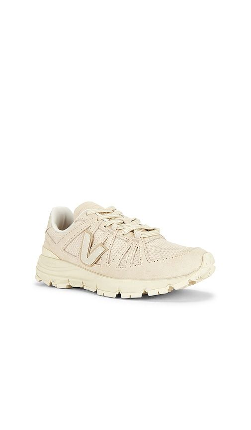 Salar Sneaker in Cream. - size 38 (also in 39, 40) - Veja - Modalova