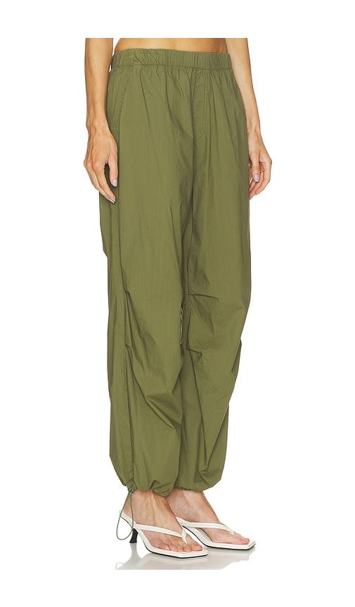 Brooks Low Rise Pants in Army. - size M (also in S) - Velvet by Graham & Spencer - Modalova