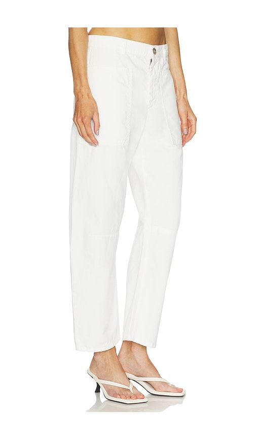 Brylie Twill Pants in White. - size 0 (also in 10, 2, 4, 8) - Velvet by Graham & Spencer - Modalova