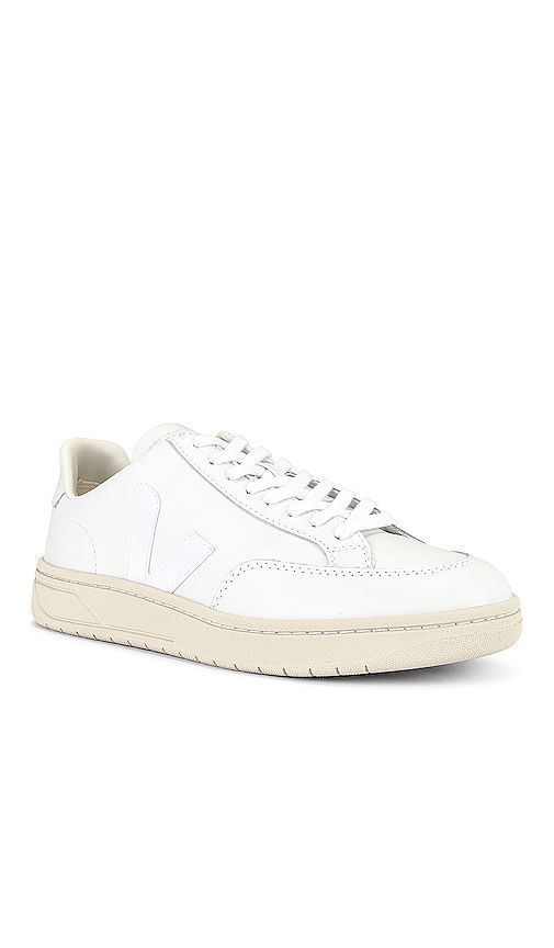 V-12 in White. - size 41 (also in 42) - Veja - Modalova