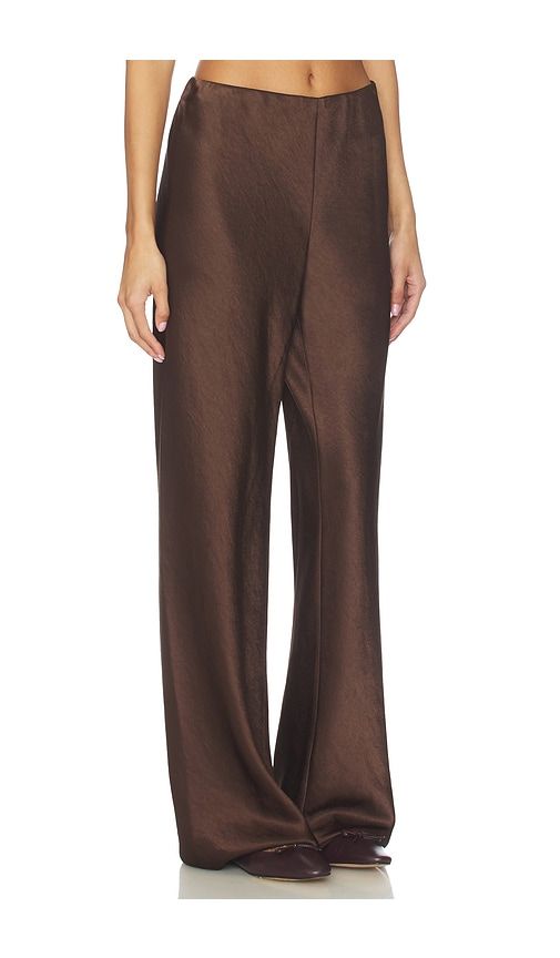 High Waist Fluid Satin Bias Pant in Brown. - size L (also in M, S, XS) - Vince - Modalova