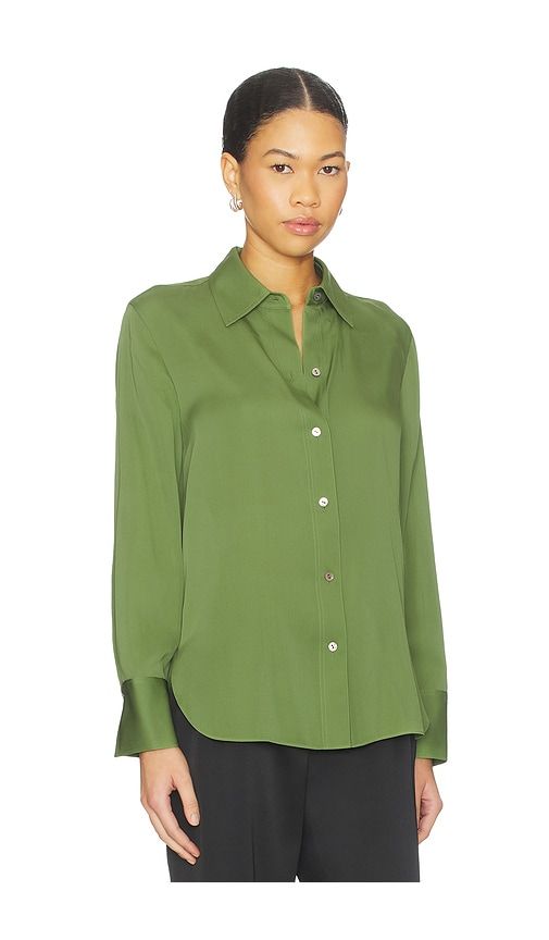Long Sleeve Button Down Blouse in Green. - size M (also in S) - Vince - Modalova