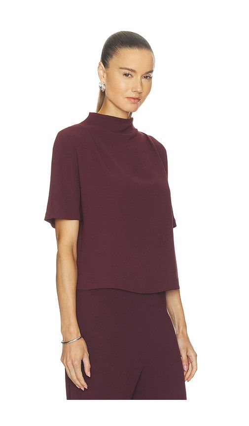 Draped Funnel Neck Top in Burgundy. - size M (also in XS) - Vince - Modalova