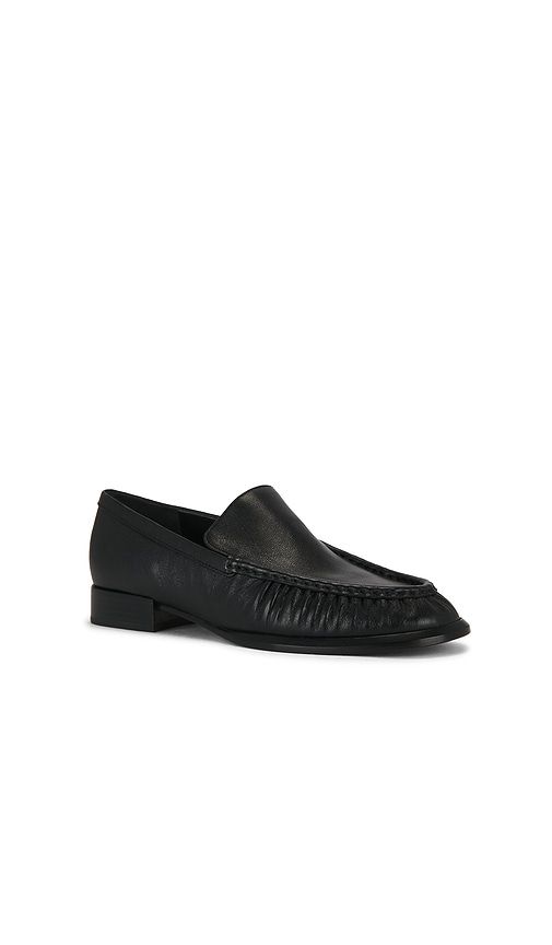 Nora Loafer in . - size 10 (also in 7, 9) - Vince - Modalova