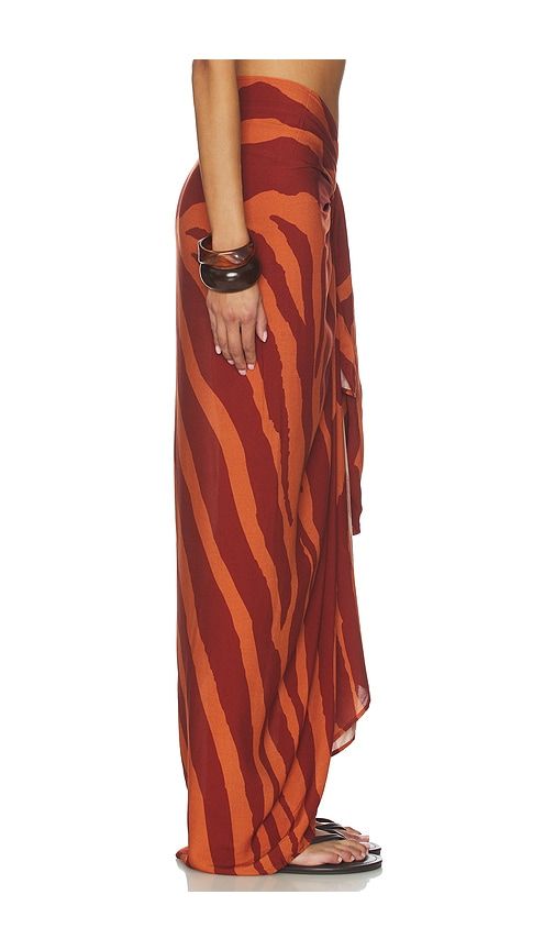 Printed Sarong in Orange - Vix Swimwear - Modalova