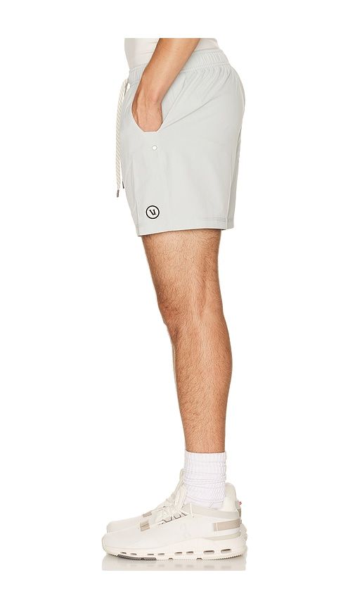 Kore Lined 5 Short in Grey. - size L (also in S, XL/1X, XXL/2X) - Vuori - Modalova