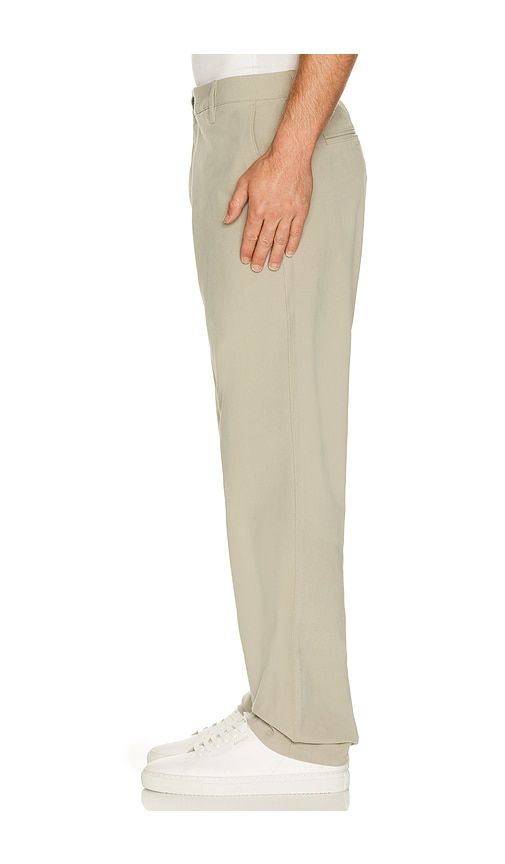 Meta Classic Fit 32 Trouser in Beige. - size 32 (also in 33, 34, 36, 38) - Vuori - Modalova