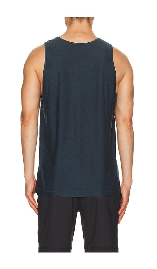Strato Tech Tank in Blue. - size L (also in M, S, XL/1X, XXL/2X) - Vuori - Modalova