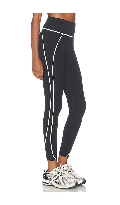 Allthefeels Linework Legging in . - size L (also in M, S, XS) - Vuori - Modalova