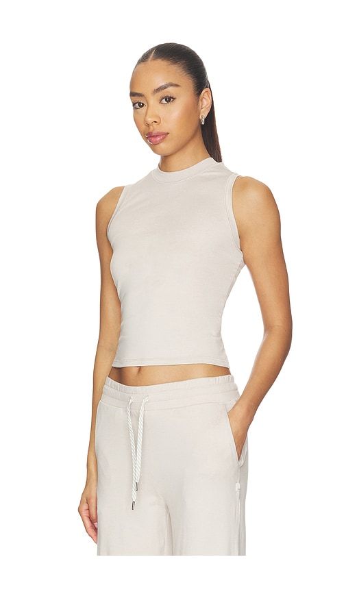 Halo Muscle Tank in Beige. - size L (also in M, XL, XS) - Vuori - Modalova