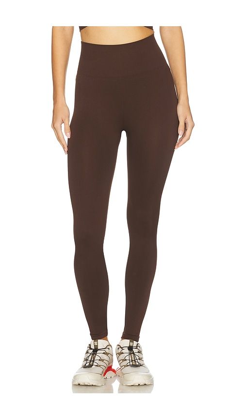 Honor Seamless Legging in Brown. - size L/XL (also in S/M) - WellBeing + BeingWell - Modalova