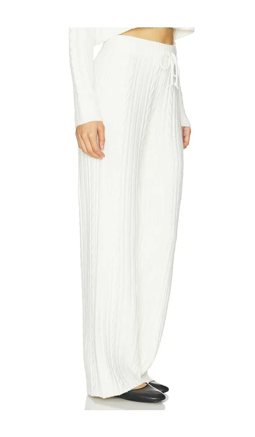 Juno Cable Knit Pant in White. - size S (also in XL, XS) - WellBeing + BeingWell - Modalova