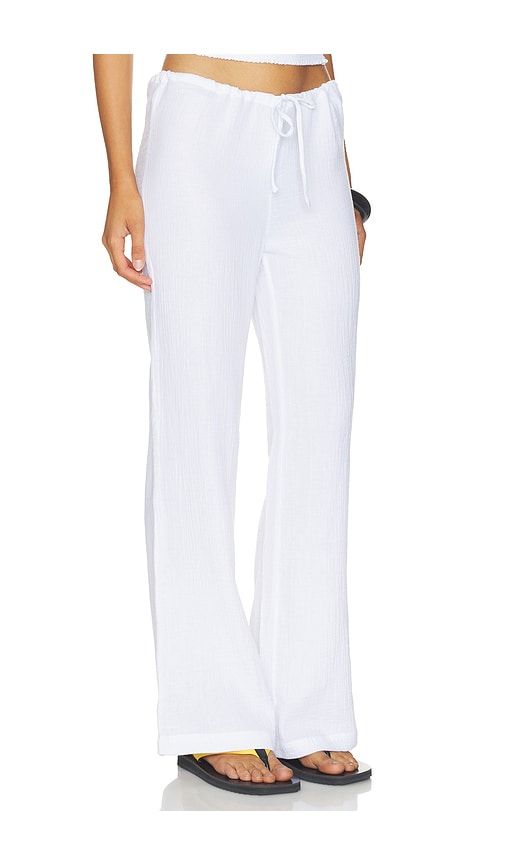 Headley Pant in White. - size L (also in M, S, XL, XS, XXS) - WellBeing + BeingWell - Modalova