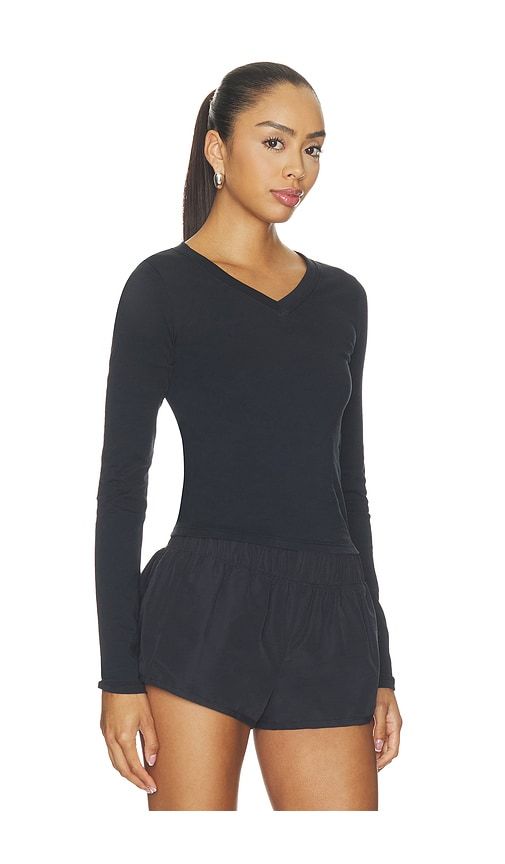 Estrella V Neck Shirt in . - size M (also in S, XS) - WellBeing + BeingWell - Modalova