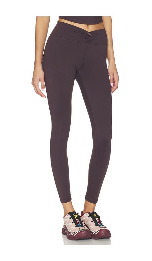 Ruched V- Legging in Brown. - size L (also in M, S, XL, XS) - WeWoreWhat - Modalova