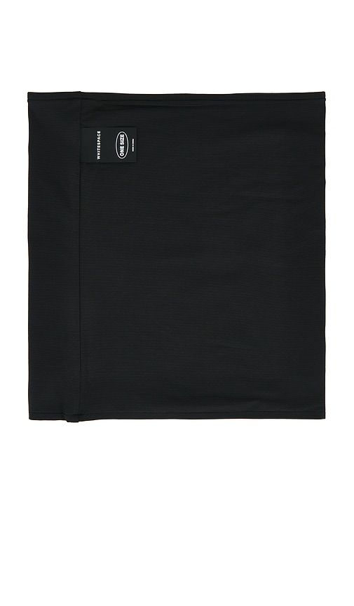 Graphene Neck Gaiter in Black - Whitespace - Modalova