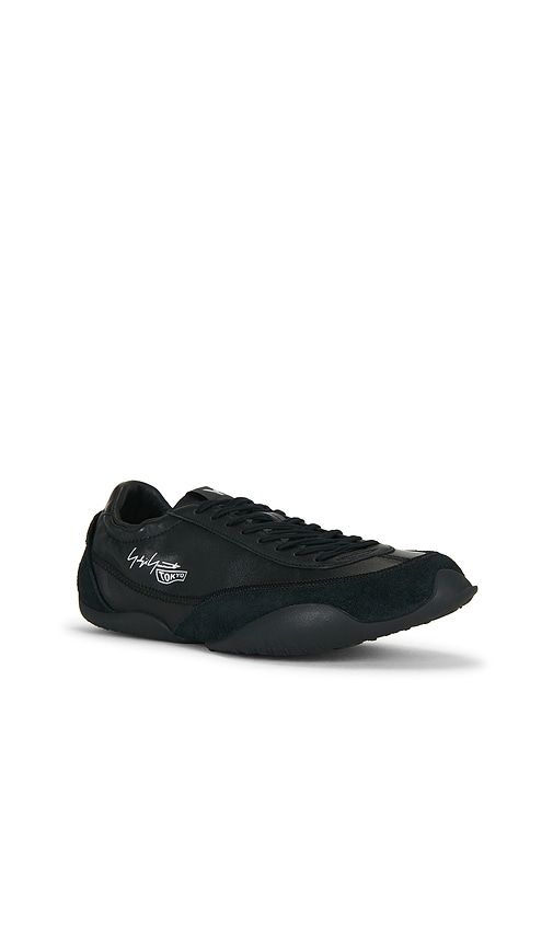 Tokyo Warped Sneaker in . - size 10 (also in 10.5, 8, 8.5, 9) - Y-3 - Modalova
