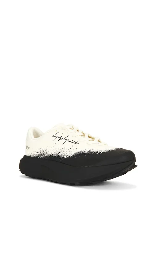 Evo Sl Atr Gtx Sneakers in White. - size 10 (also in 10.5, 11, 11.5, 12, 8.5, 9, 9.5) - Y-3 - Modalova