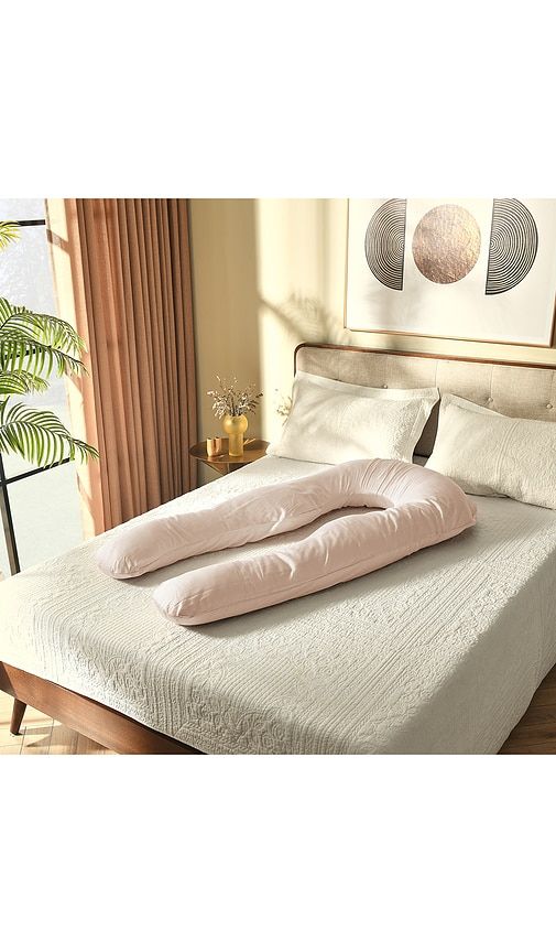 Eucalyptus Pillow Cover in Pink - Yana Sleep - Modalova