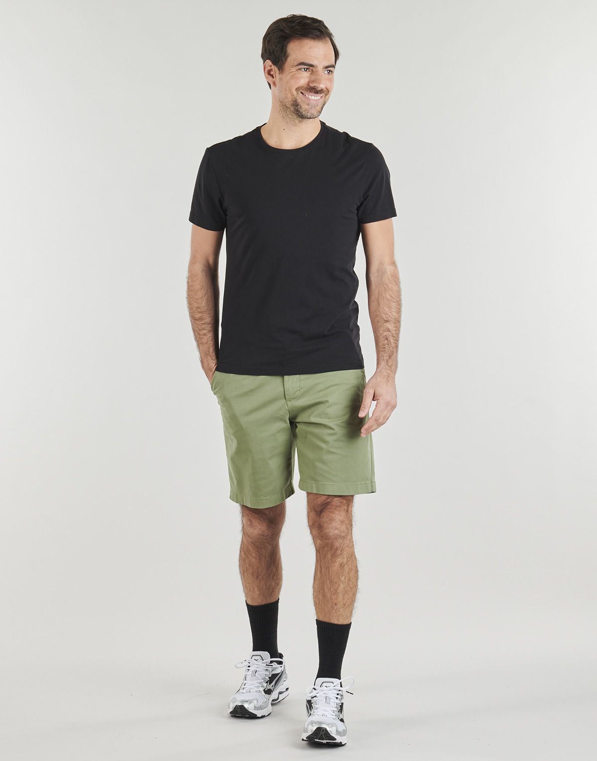 Pantaloni corti REGULAR CHINO SHORT - Pepe Jeans - Modalova