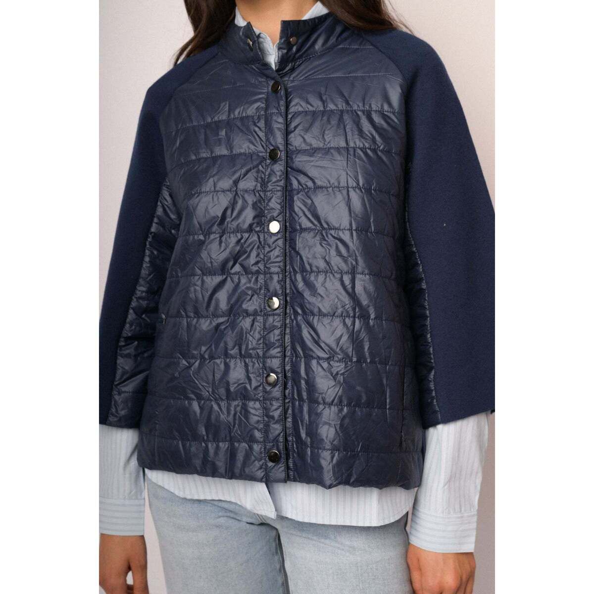 Pocho / Mantelle antipioggia Giacca bimateriale in nylon e maglia navy - Nuna Lie - Modalova