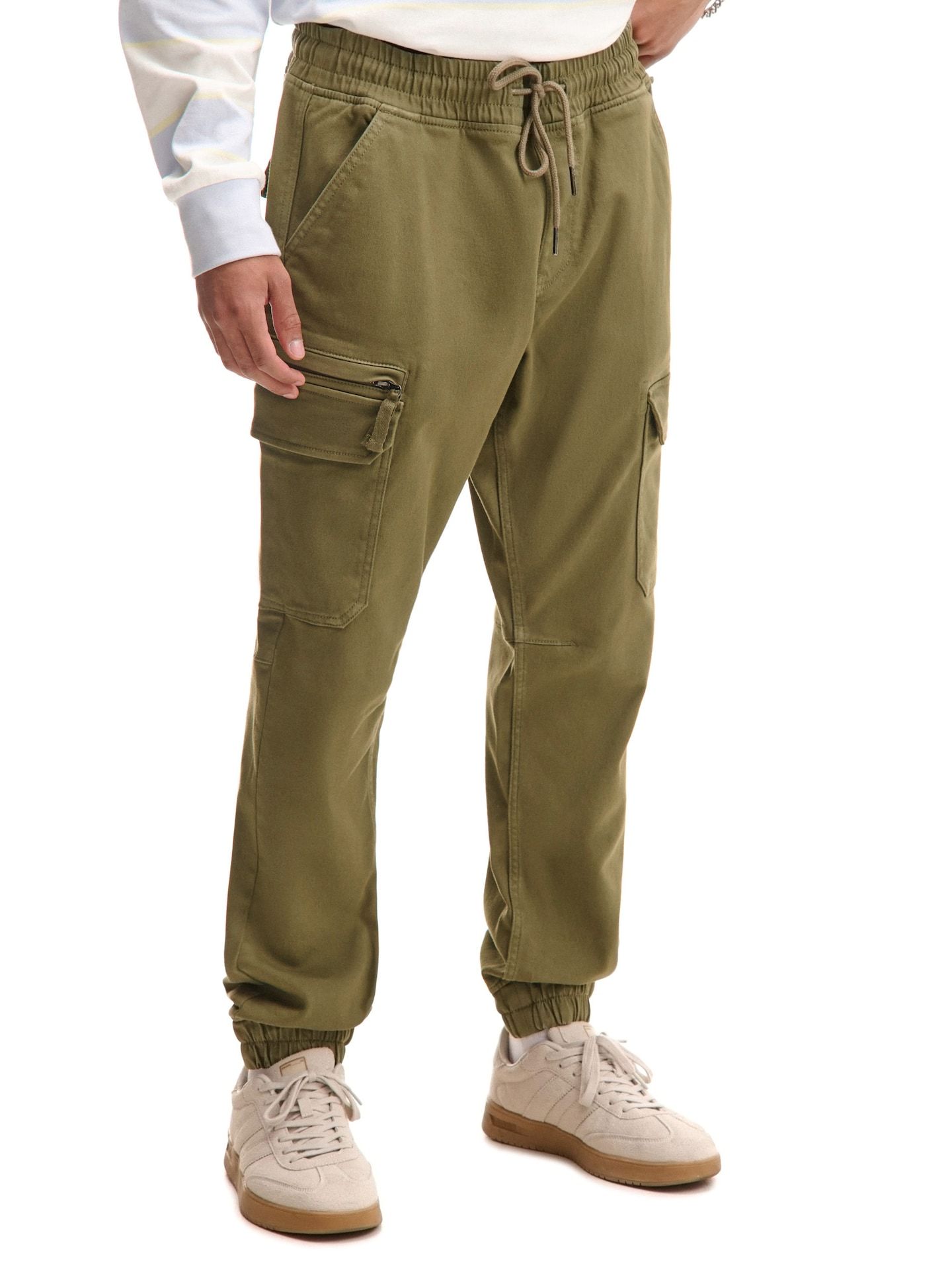 Joggers con bolsillos cargo - Cropp - Modalova