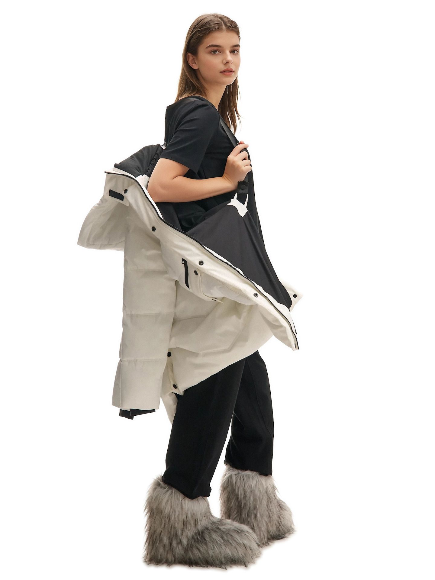 Abrigo acolchado con capucha - Cropp - Modalova