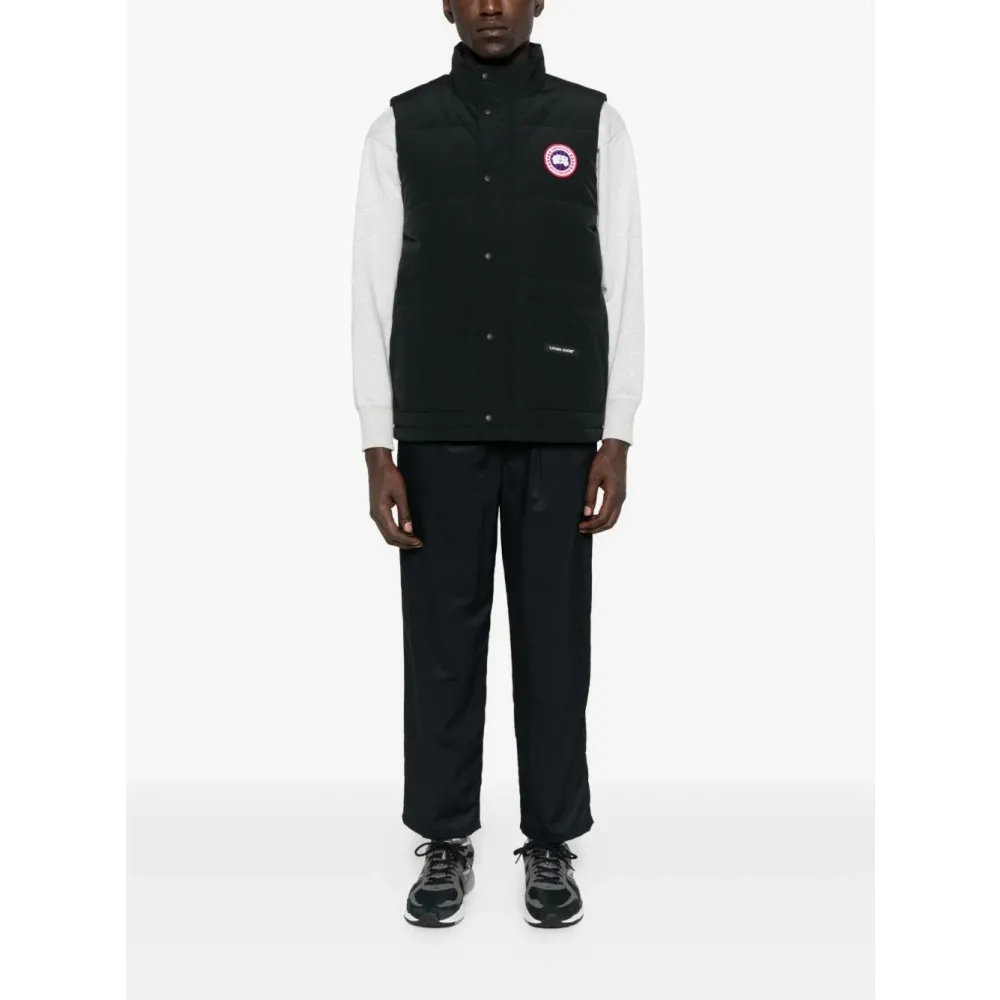 Black Winter Jacket with Triple Pockets - Canada Goose - Modalova