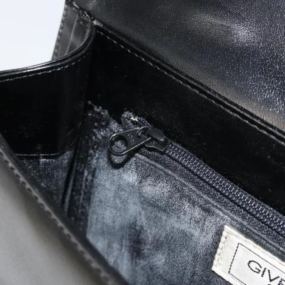 Pre-owned Leather Handbag - Givenchy Pre-owned - Modalova
