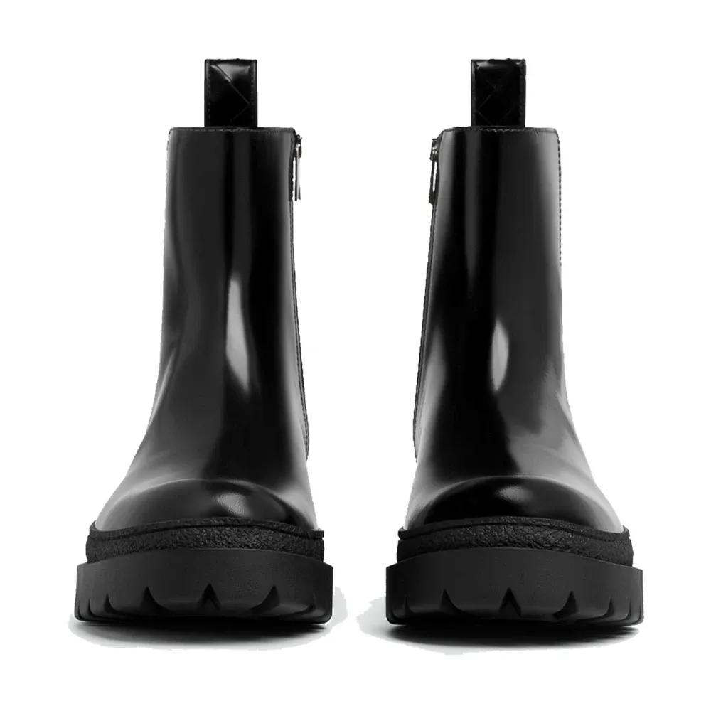 Black Ankle Boots for Men - Bottega Veneta - Modalova