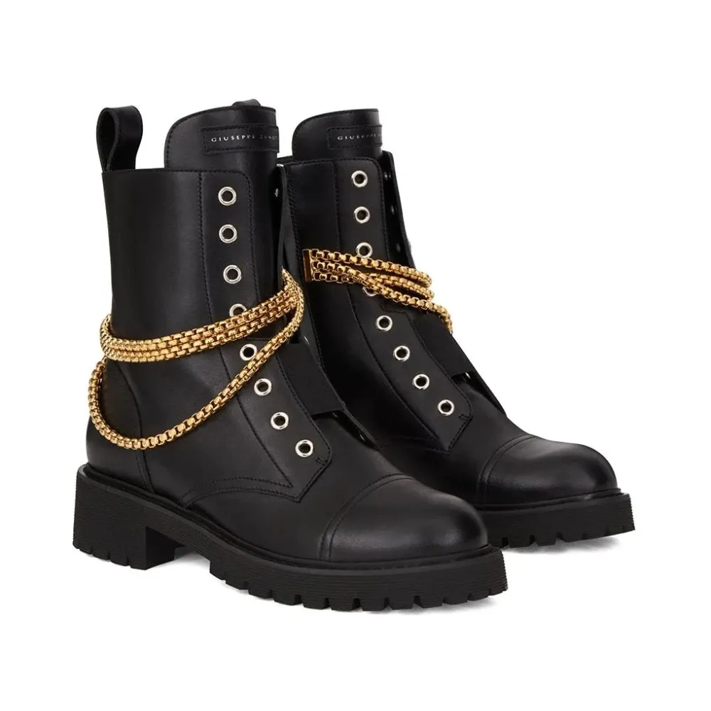 Elegant Black Ankle Boots - Giuseppe Zanotti - Modalova