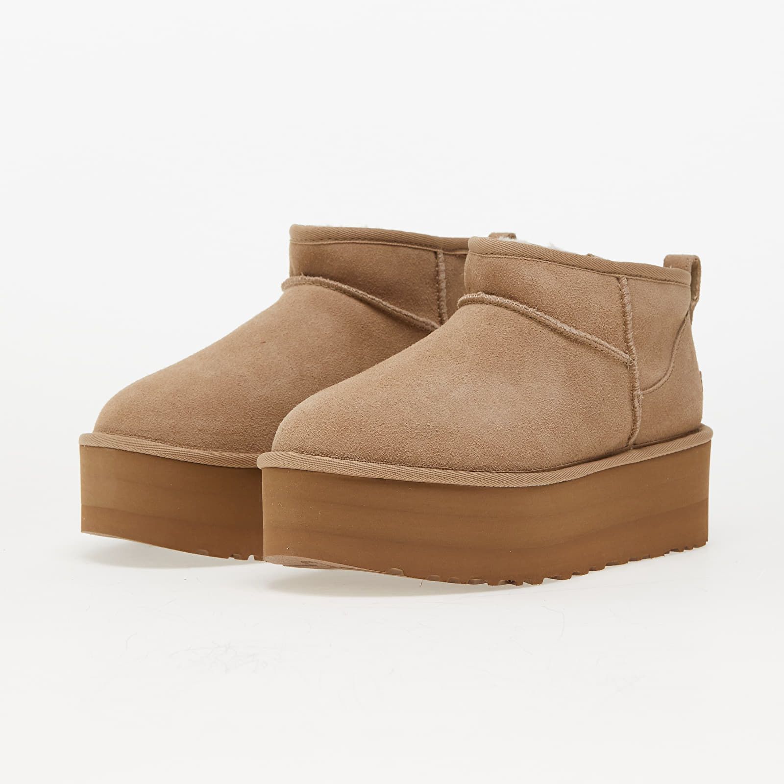 W Classic Ultra Mini Platform 7 - UGG - Modalova