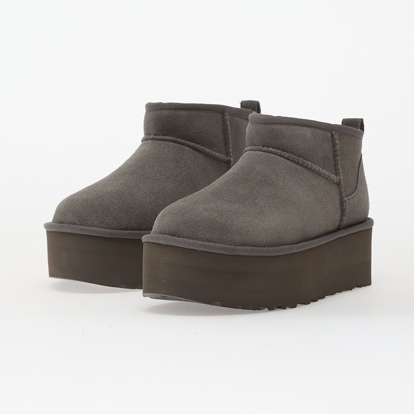 W Classic Ultra Mini Platform 10 - UGG - Modalova