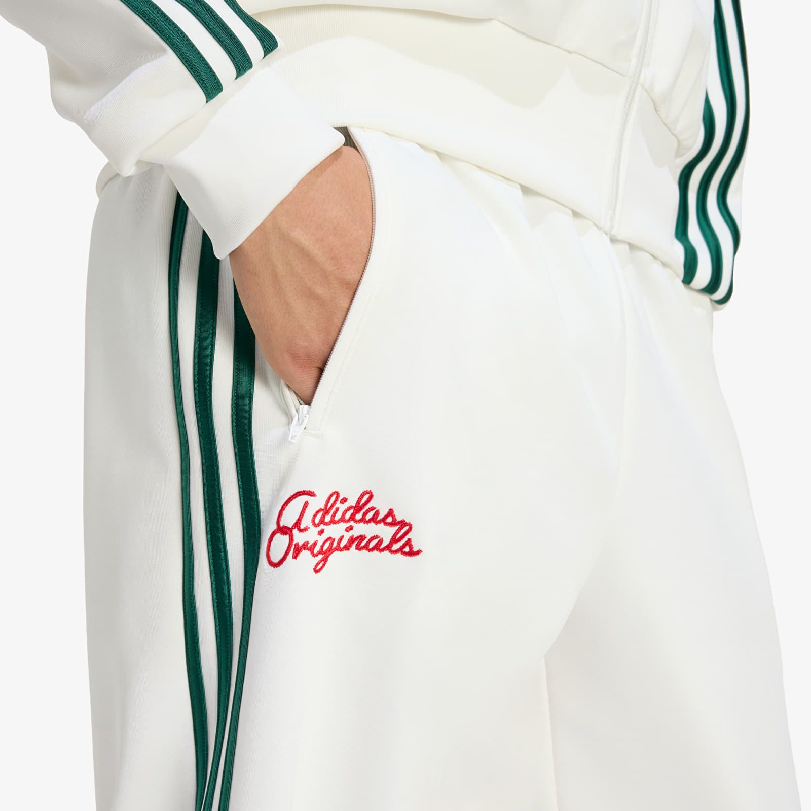 Pantaloni da ginnastica adidas Firebird Track Pants Roses / XL - adidas Originals - Modalova