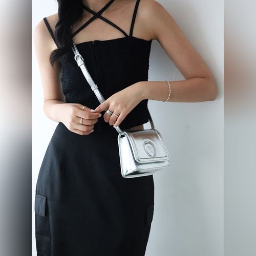ショルダーバッグ・ポシェット [ALICE MARTHA] Emel Quilting Chain Bag (2 Colors) Designer fashion, Seoul-fully created | W Concept
