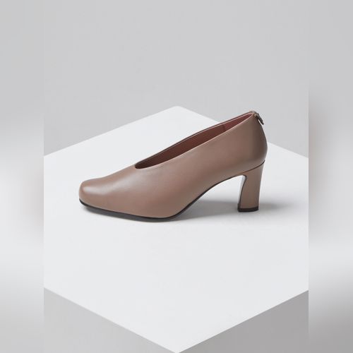 Archivepke★大人気早期完売★Essential boots★ヒール高さ3.5cm Archivepke☆大人気早期完売☆Essential boots☆ヒール高さ3.5cm