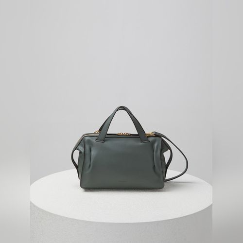 ★COURONNE★ Nova Tote 24 Nylon (Black)_RCBTX24665BKX COURONNE Bags | Modalova