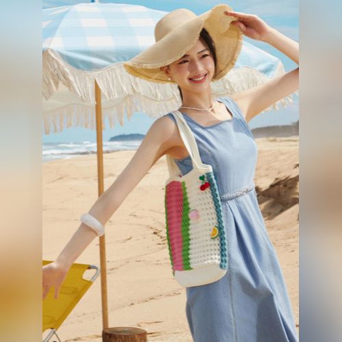 IT MICHAA [イミシャ] Flower Shoulder Bag IT MICHAA Bags | Modalova