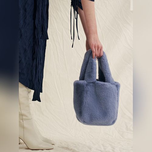 ◇MOLLIOLLI◇ MING eco fur muffler [2COLOR] MING fur muffler [ivory] - molliolli | 60% - Asian Fashion