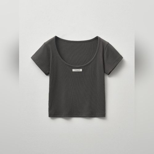 ★HELENE PARIS★ Rough Line Overfit Half T-Shirt Oatmeal HELENE PARIS Clothing | Modalova